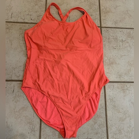 Lolë Salmon Pink V-Neck Criss-Cross Back One-Piece Swimsuit - Size 16 - Picture 5 of 7